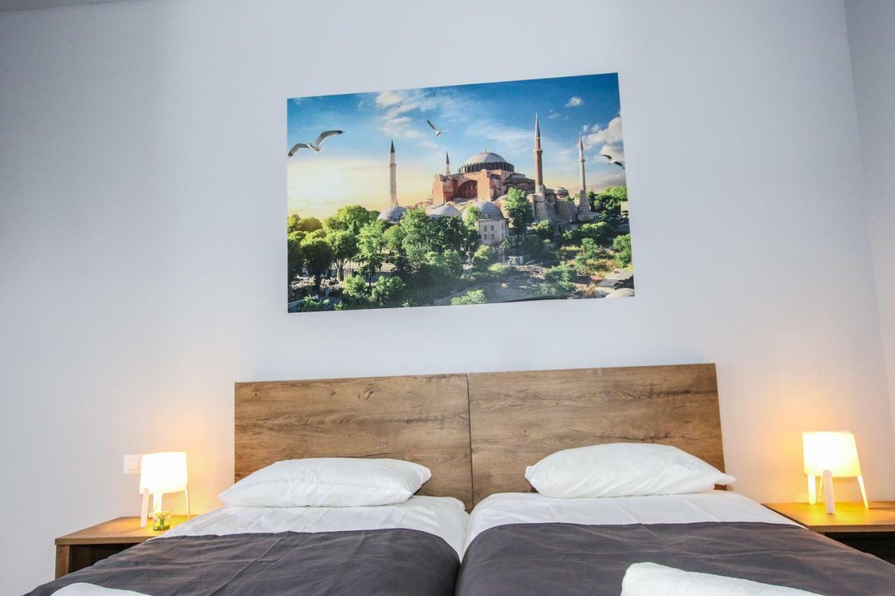 Xxl Rooms Риека Экстерьер фото